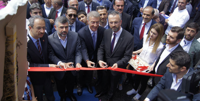 Anadolu Yakası Trabzonlular Derneği törenle açıldı
