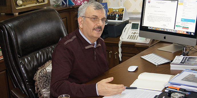 Prof. Dr. Cevdet Erdöl: Bedenimiz uzakta olsa da kalbimiz hep Trabzon’da