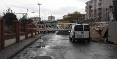 Trabzonspor Tesisinin Üzerine Vinç Devrildi: 2 Ölü!